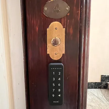 Residenza Lucullo فندق مبيت وإفطار