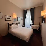 Alojamento de Acomodação e Pequeno-almoço Residenza Lucullo
