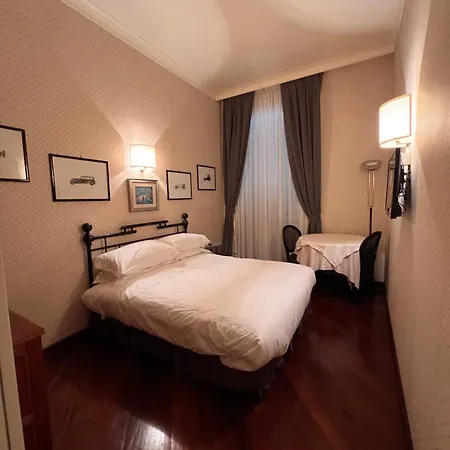 Alojamento de Acomodação e Pequeno-almoço Residenza Lucullo