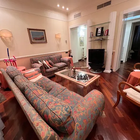 Alojamento de Acomodação e Pequeno-almoço Residenza Lucullo